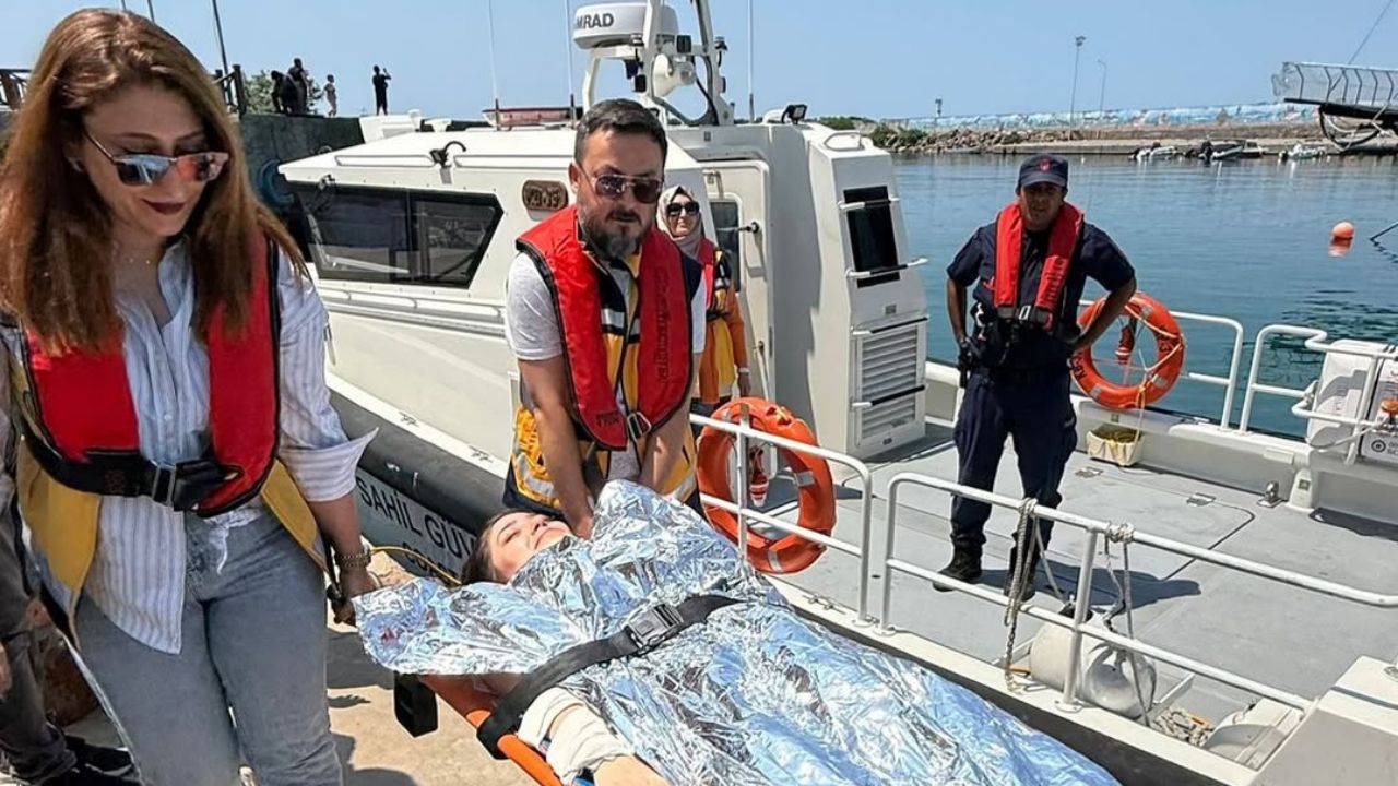 112 Personeline Denizden Tıbbi Tahliye Eğitimi Verildi