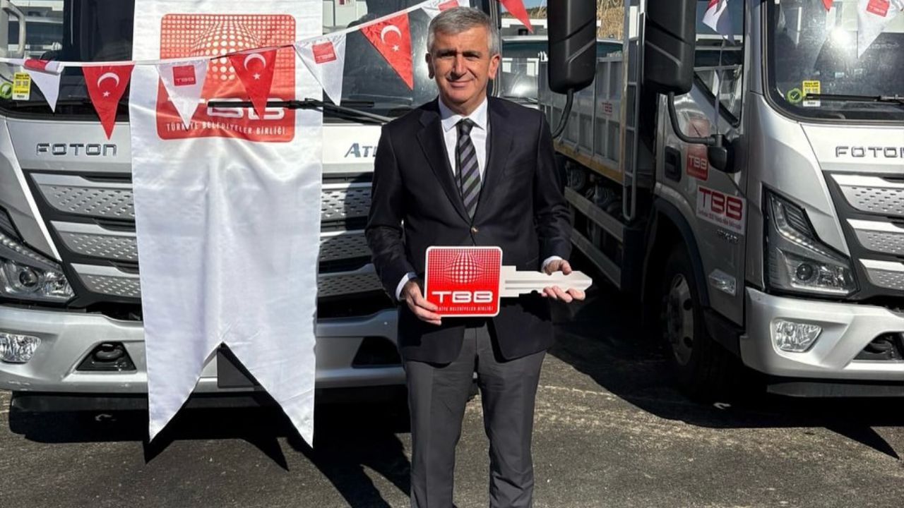 Akçakoca Belediyesi’ne Yeni Hibe Çöp Kamyonu Teslim Edildi