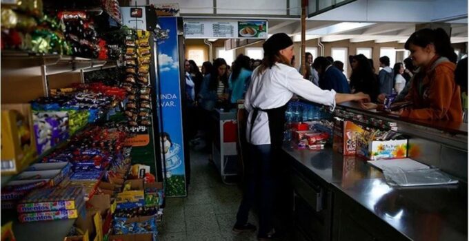 Düzce’de Kantin Fiyatları Tepki Topluyor; Su 10 TL, Simit 15 TL