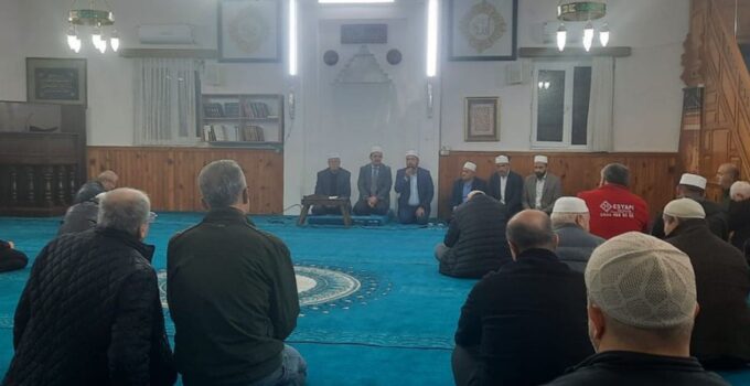 ”Şehirlerin Kalbi Camide Buluşalım” Programı Duraklar Köyü Camii’nde Manevi Bir Atmosferde Gerçekleşti