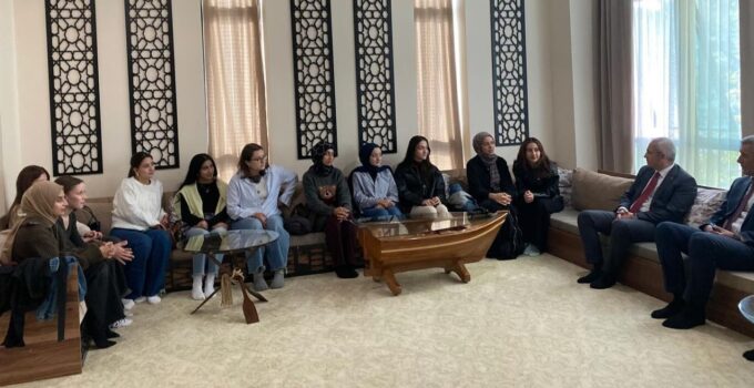 Akçakoca’da ”İlçemi Tanıyorum” Gezisi ve Tanışma Toplantısı Gerçekleştirildi