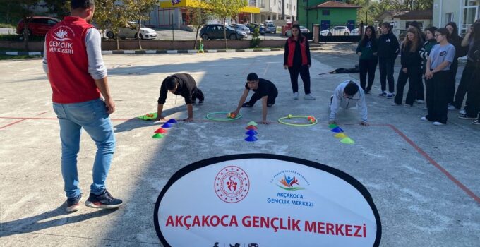 Sosyal Bilimler Lisesi Öğrencileri Gençlik Merkezi ile Tanıştı