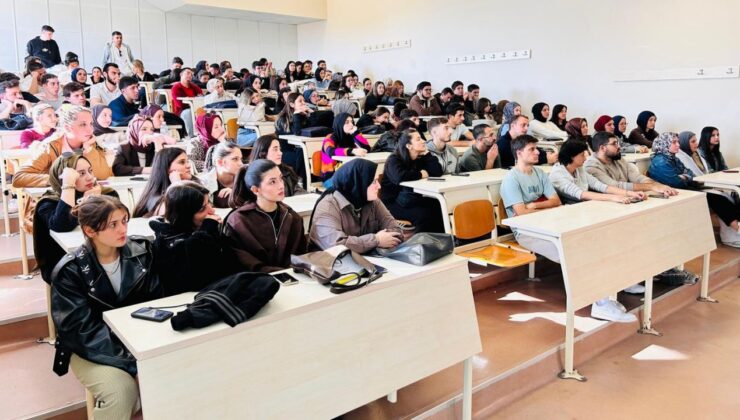 ”Sözle Etki Bırak” Etkinliğinde İletişimin Gücü Anlatıldı