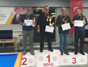 Düzceli Bilardocular Bolu’da Zirveye Çıktı