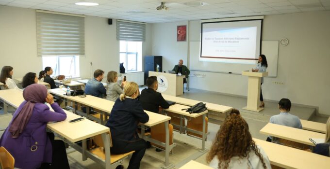 ”Uluslararası Kadın ve Ailenin Güçlenmesi Sempozyumu” Sona Erdi