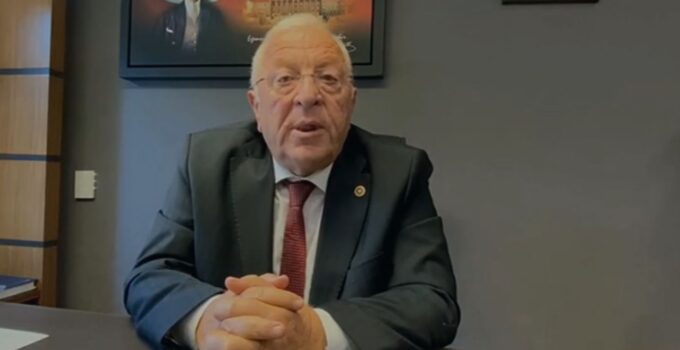 Talih Özcan’dan Belediye Binası Yıkımına Tepki; ”Kamu Vicdanı Bu Kararı Kabul Etmiyor”