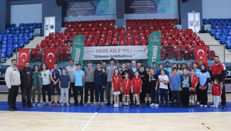 Düzce’de Cumhuriyet Coşkusu Masa Tenisi Turnuvası ile Taçlandı