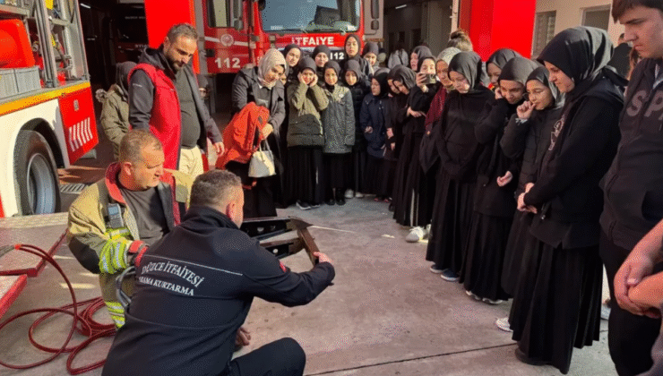 Gençler Yangına Karşı Bilgiyle Donandı