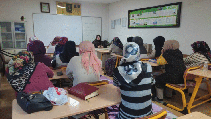 Akçakoca’da “Peygamberimiz ve Aile Ahlakı” Konferansları Düzenlendi