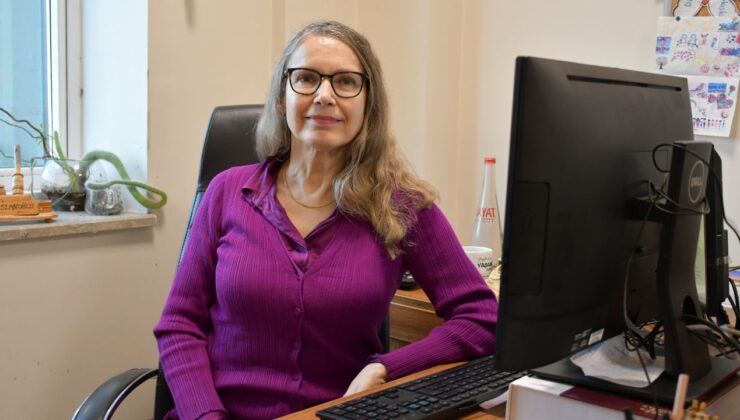 Prof. Dr. İlknur Arslanoğlu ”Çocuklarda Diyabet Artıyor, Erken Belirtilere Dikkat Edilmeli”