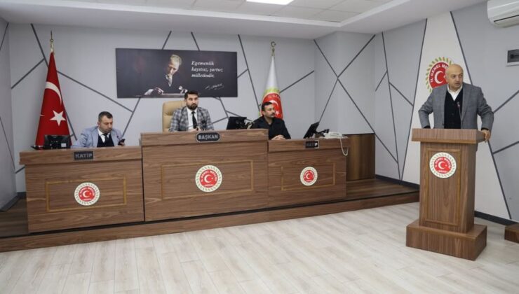 İl Genel Meclisi Toplantısında Şehitler ve Deprem Unutulmadı