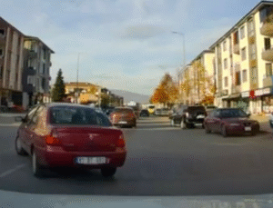 Düzce’de Kural Tanımaz Sürücüler Trafiği Tehlikeye Attı