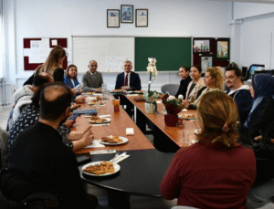 Başkan Fikret Albayrak’tan Akçakoca Sosyal Bilimler Lisesi’ne Ziyaret