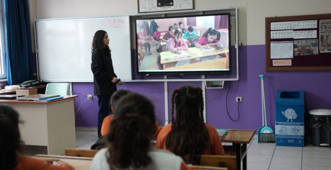 Öğretmenler Günü Videosu İki Şehir Arasında Gönül Köprüsü Kurdu