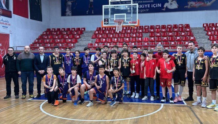 U-14 Erkekler Basketbol Yerel Ligi’nde Şampiyon Düzce Akademi A Oldu
