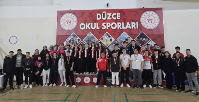 Okul Sporları Bilek Güreşi Müsabakaları Tamamlandı: 161 Sporcu Kıyasıya Mücadele Etti
