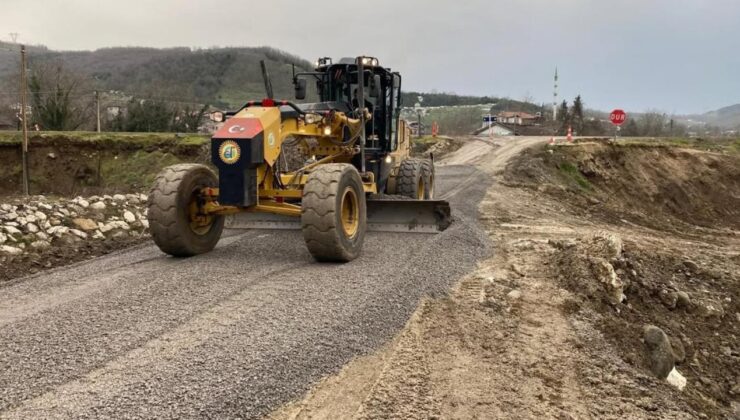 Çiftlik Köyü’nde Yol Bakım Çalışmaları Tamamlandı