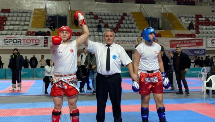 Düzceli Efekan Çavdar Türkiye İkincisi Oldu