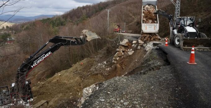 Hacıazizler Köyü’nde Heyelan Alarmı: Çalışmalar Başladı