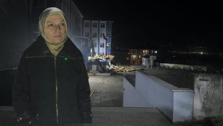 Düzce’de Şiddetli Rüzgâr Okul Çatısını Uçurdu: Lisede Eğitime 1 Gün Ara