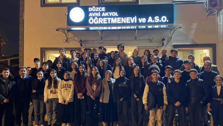 Düzce’de İftar Sofrasında Gönül Birliği