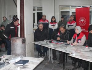 Yenivakıf Göleti ve Eğitimle 4.080 Dekar Tarım Arazisi Sulamaya Açıldı