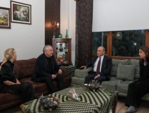 Başkan Özlü’den Karslıoğlu Ailesine Taziye Ziyareti