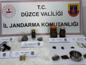 Düzce’de Uyuşturucu Operasyonu: 2 Şüpheli Gözaltında
