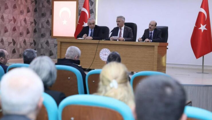 Vali Makas Akçakoca’da Kurum Amirleriyle Koordinasyonu Güçlendirdi