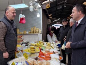 Yeni Kaymakam Dr. Hacı Arslan Uzan Pazar Esnafını Ziyaret Etti