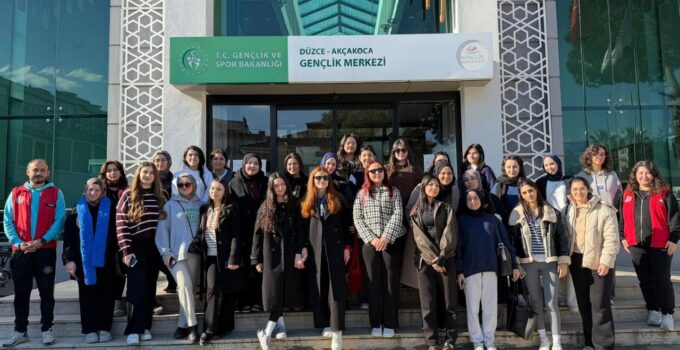 Akçakoca Gençleri Hasankeyf Medeniyet ve Kültür Kampı İçin Yola Çıktı