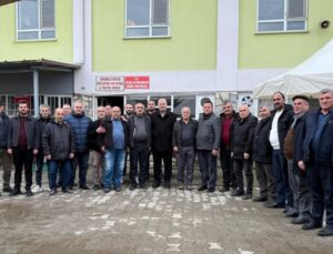 Başkan Yılmaz Yıldız, Dikmeli Köyü’ndeki Mahalle Referandumu Öncesi Vatandaşlarla Buluştu