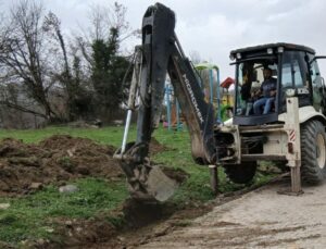 Akbıyıklar Köyü’nde Altyapı İçin İlk Kazma Vuruldu