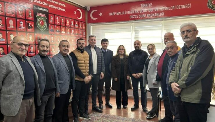 Düzce’de İYİ Parti’den Gaziler Derneğine Ziyaret