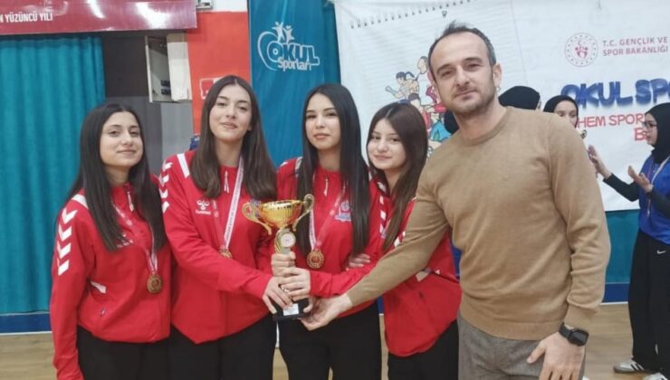 Düzce’de Gençler Dart Müsabakaları Büyük Heyecanla Sona Erdi