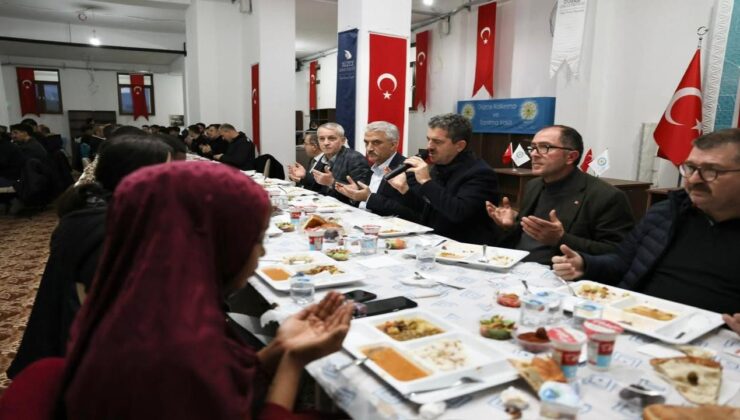 Düzce Üniversitesi’nde Ramazan İftarı Düzenlendi