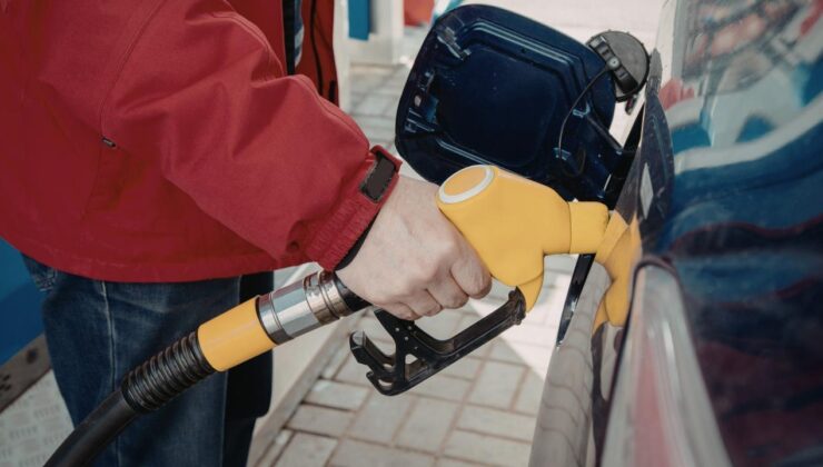 Akaryakıta Gece Yarısı Zammı: Düzce’de Tabelalar Yenilendi