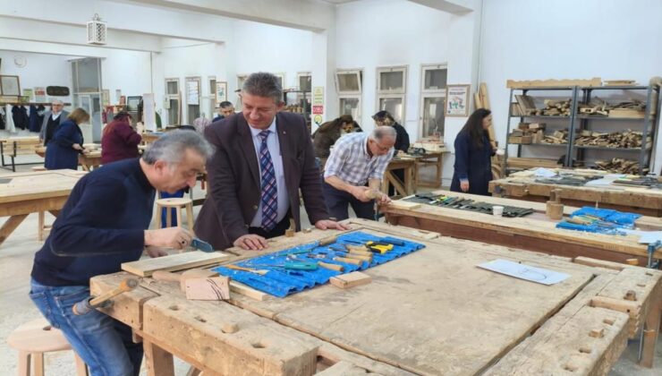 Düzce El Sanatları Eğitim Merkezi’nde Ahşap Kursuna Yoğun İlgi