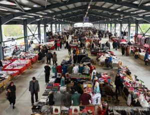 Düzce’de Tuhafiyeciler Pazaryeri Hizmete Açıldı