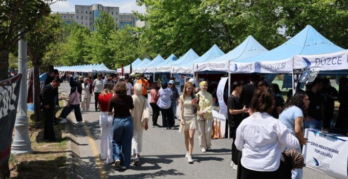 Düzce Üniversitesi’nde Bahar Coşkusu: DÜFest 2026’ya Yoğun İlgi