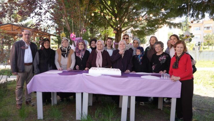 Alzheimer Merkezi’nde Anneler Günü Coşkusu