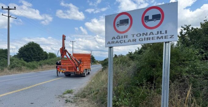 Yenivakıf Köyü Grup Yolunda Trafik Güvenliği Artırıldı