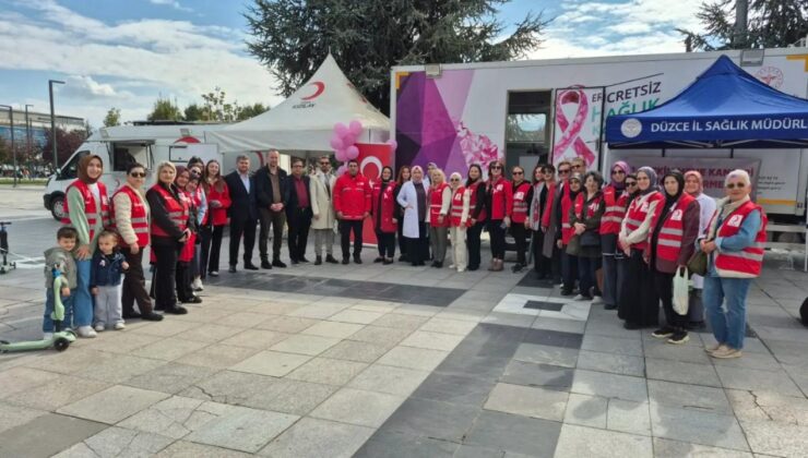 Düzce’de Erken Teşhis İçin Anlamlı Etkinlik! 81 Pembe Balon Gökyüzüne Bırakıldı